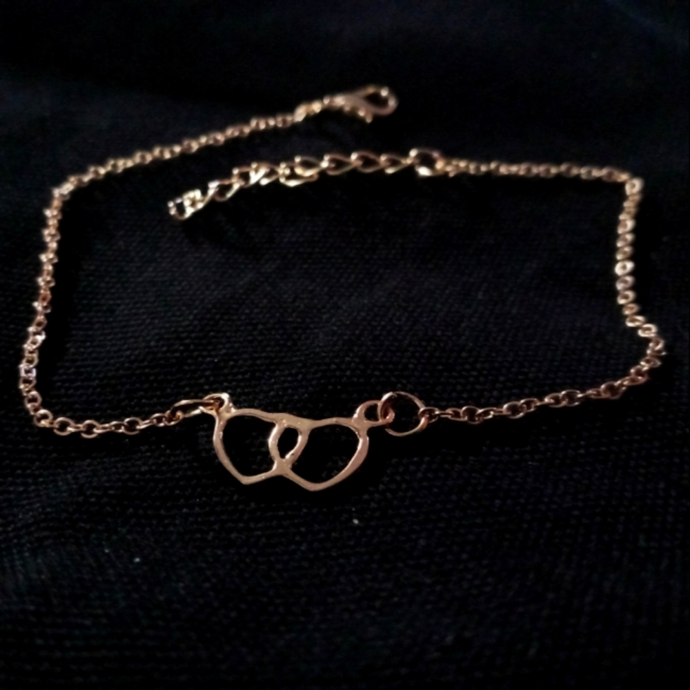 Gold "double heart" ankle bracelet